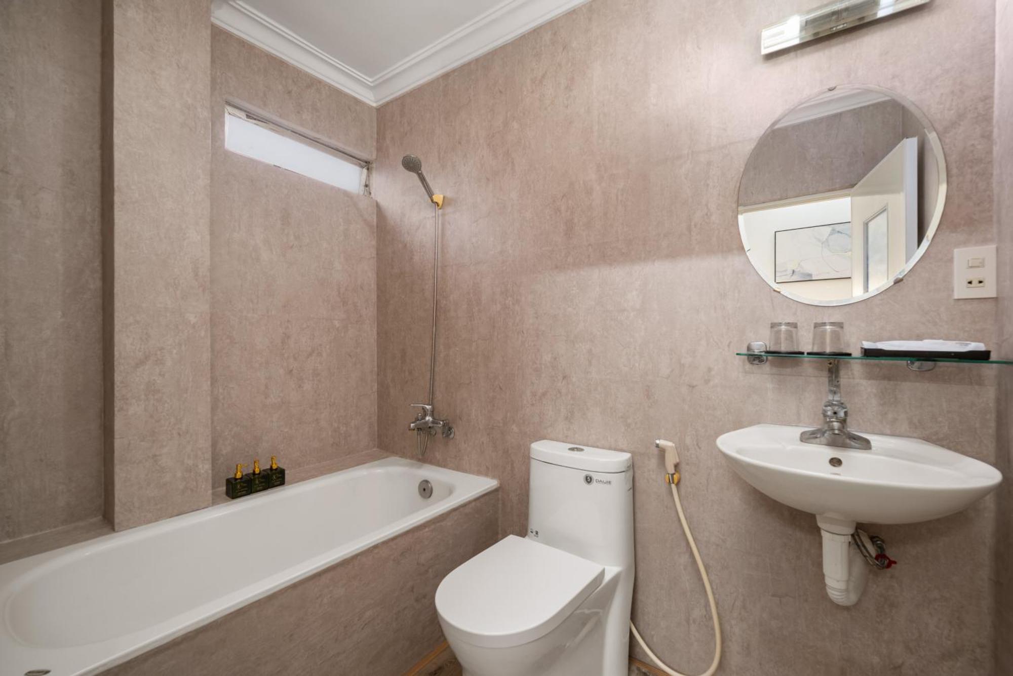 Kly Apartment Hotel Хюэ Экстерьер фото